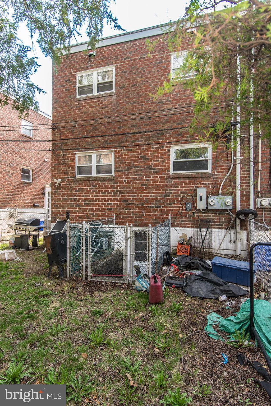 HOLMESBURG - Residential Income