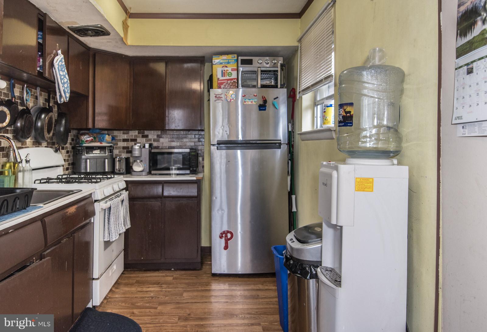 HOLMESBURG - Residential Income