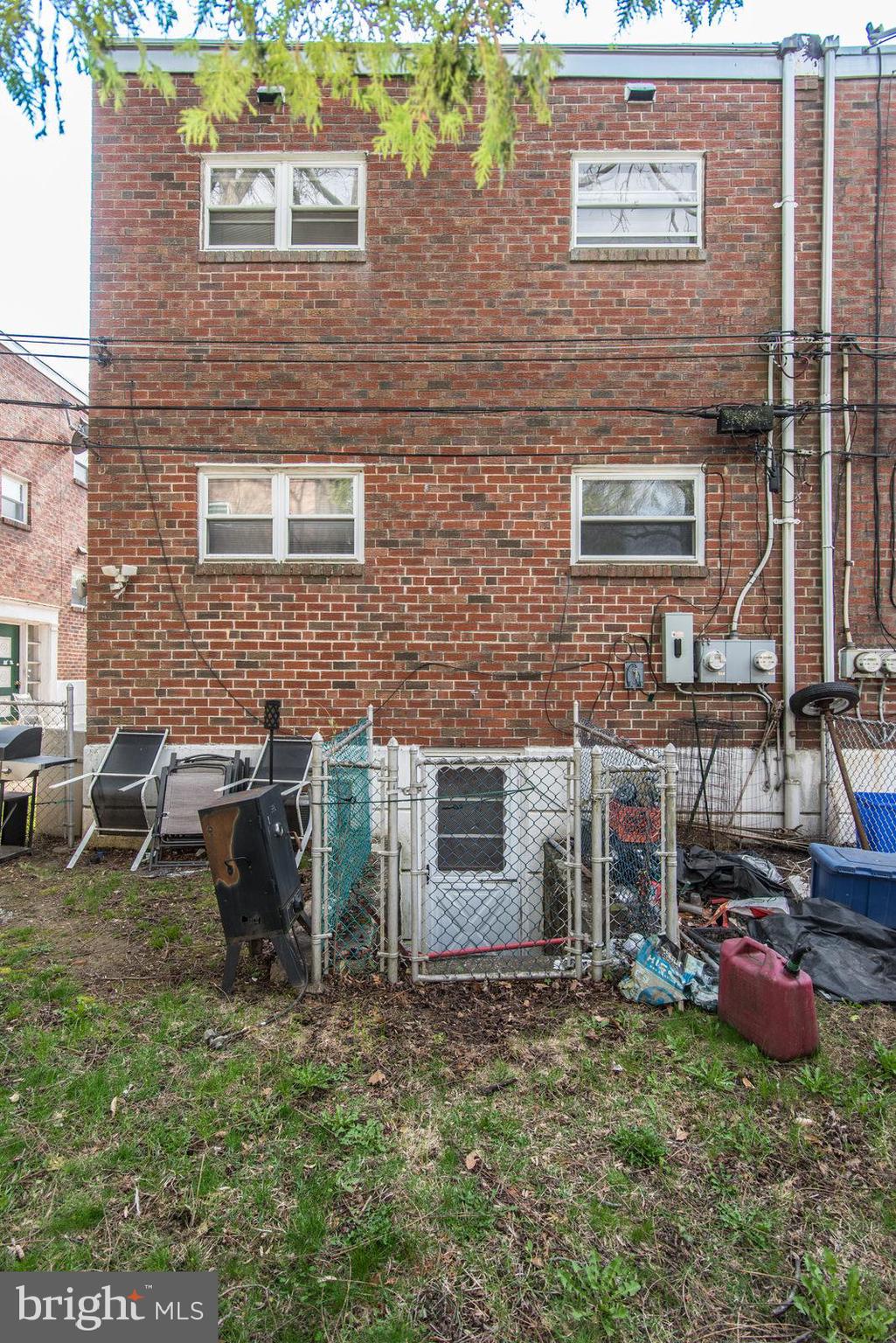 HOLMESBURG - Residential Income