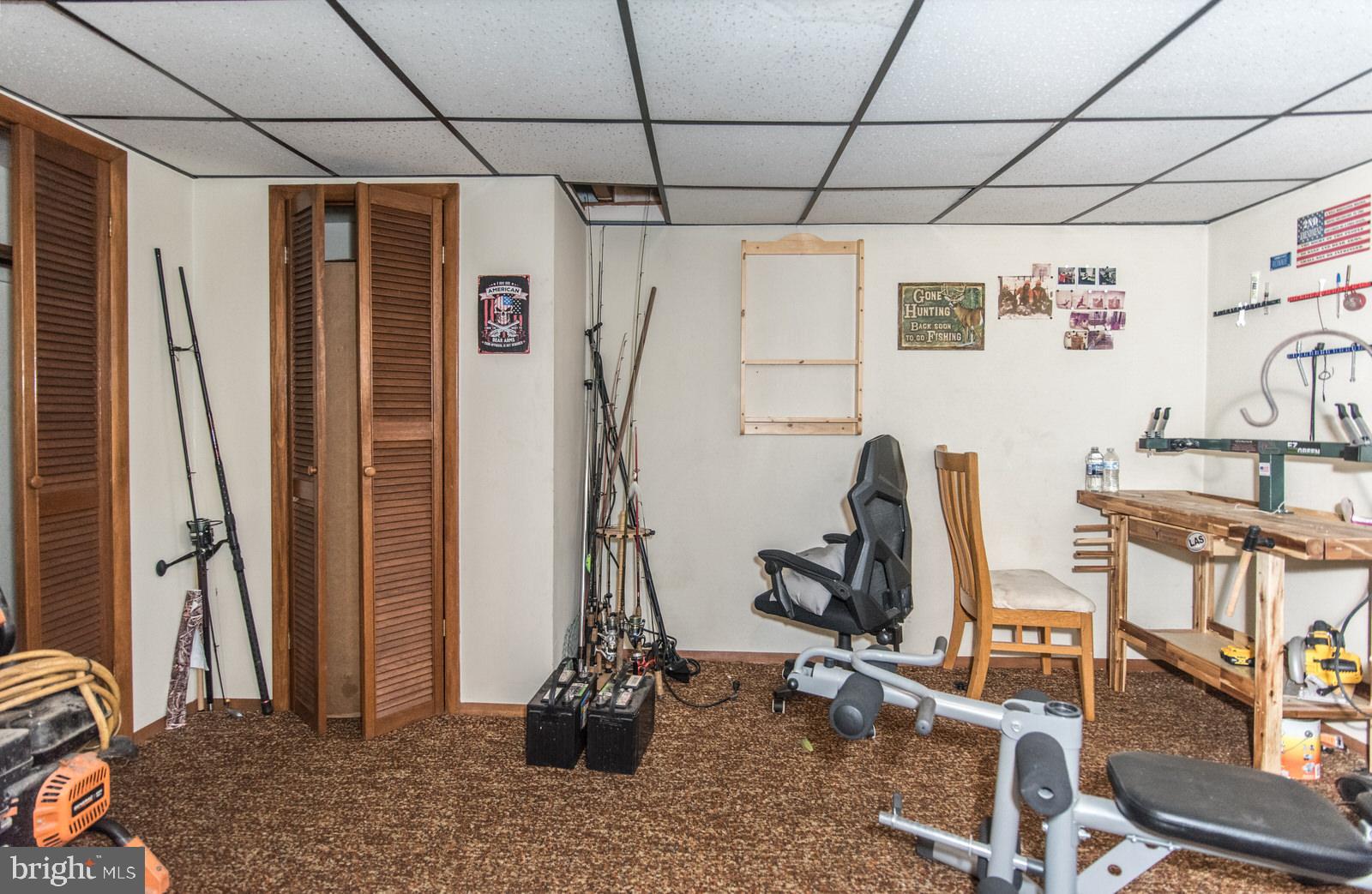 HOLMESBURG - Residential Income