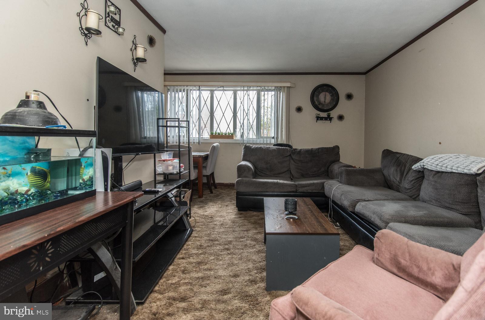 HOLMESBURG - Residential Income