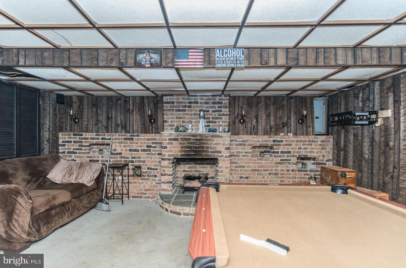 HOLMESBURG - Residential Income