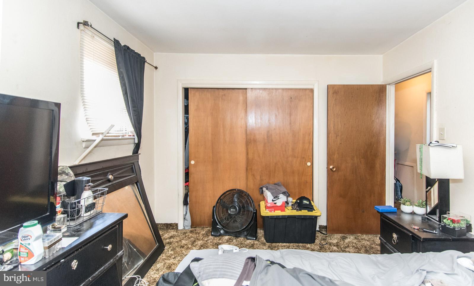 HOLMESBURG - Residential Income