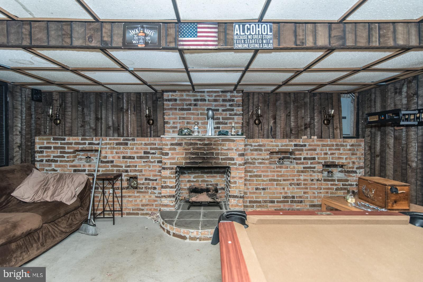 HOLMESBURG - Residential Income