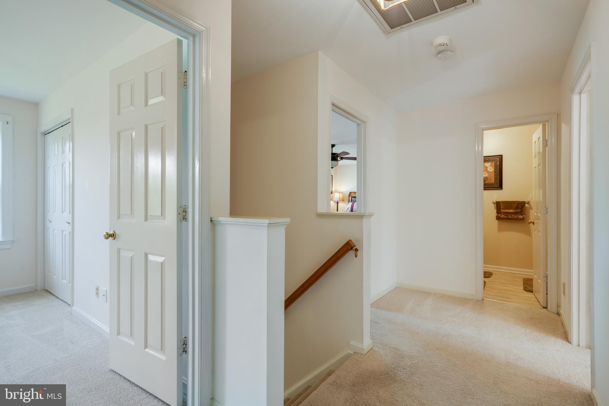 ENGLISH MEADOWS - Residential