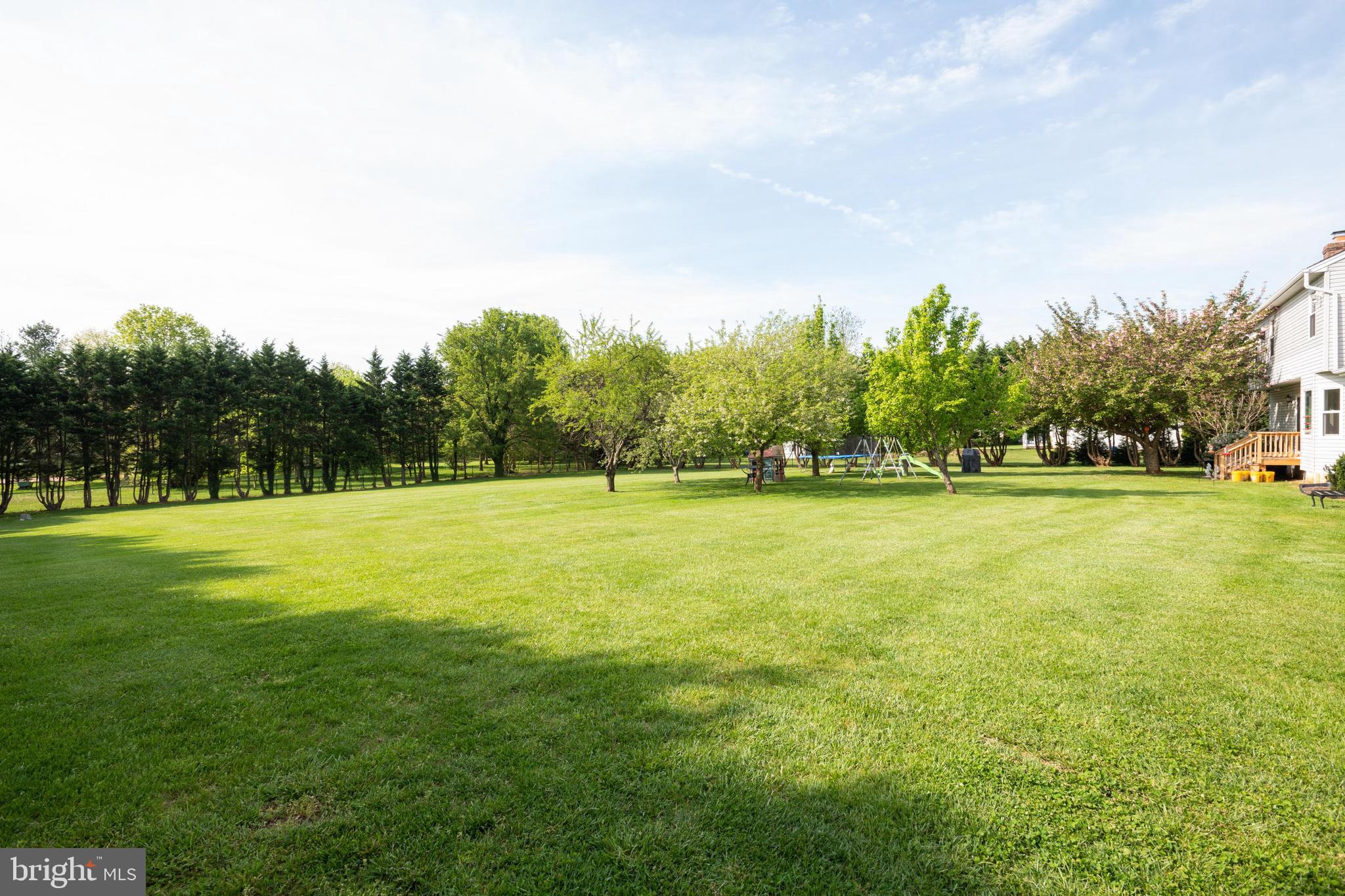 ENGLISH MEADOWS - Residential