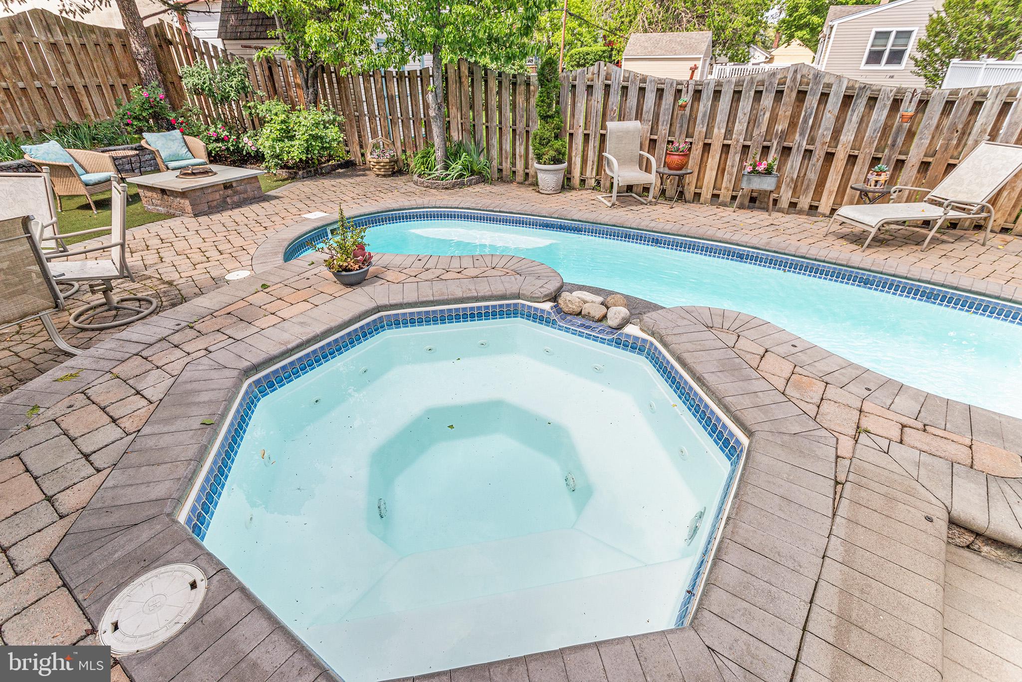 NORTHWOODS - Residential