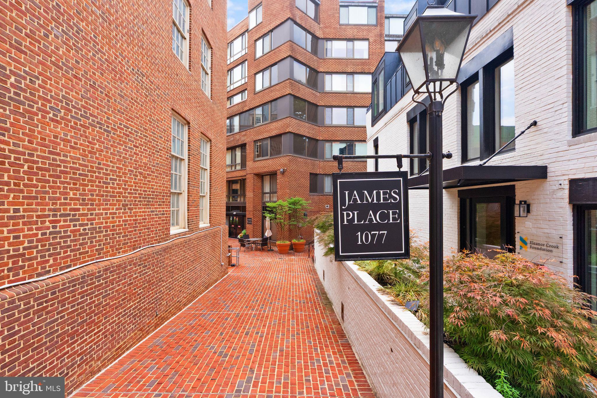 1077 30TH STREET NW 201
