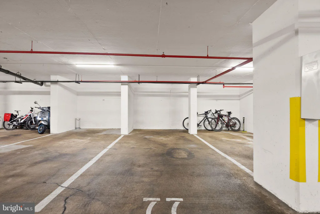 1077 30th Street NW Unit 201, Washington, DC 20007