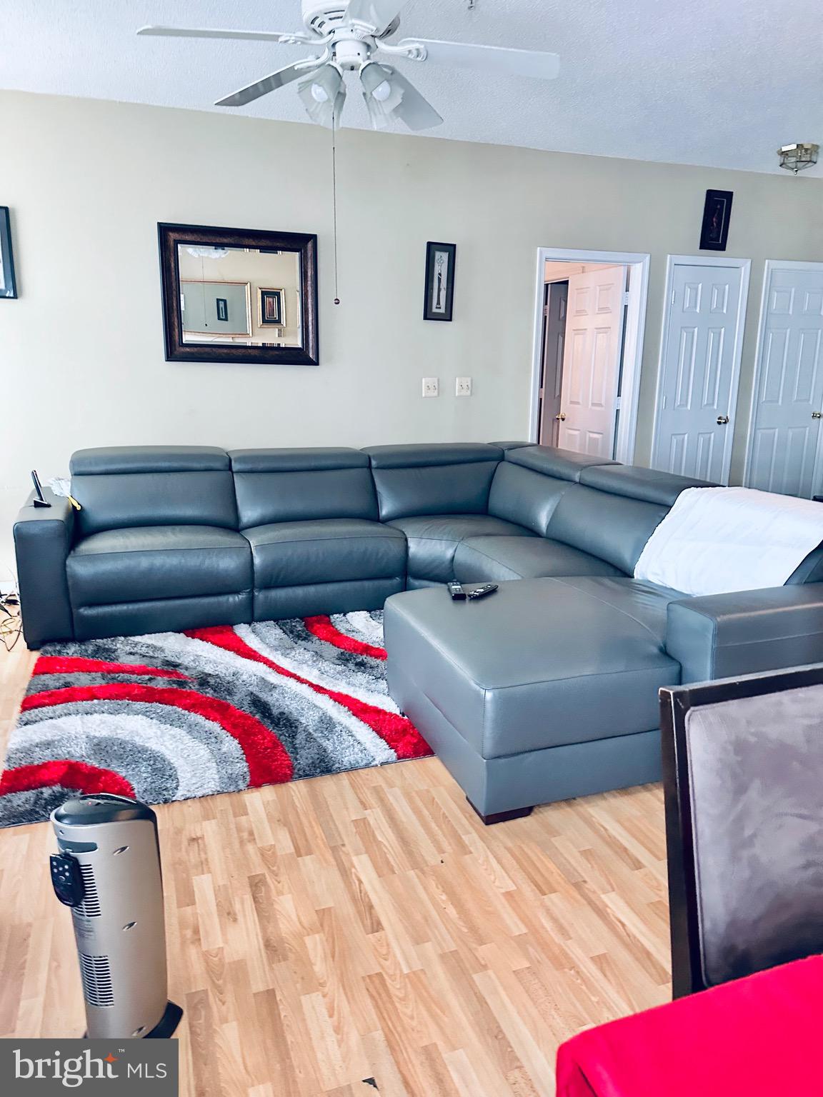 DEVON COURT - Residential