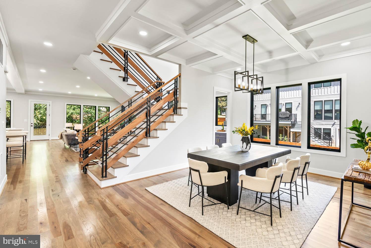 VIENNA WOODS - Residential