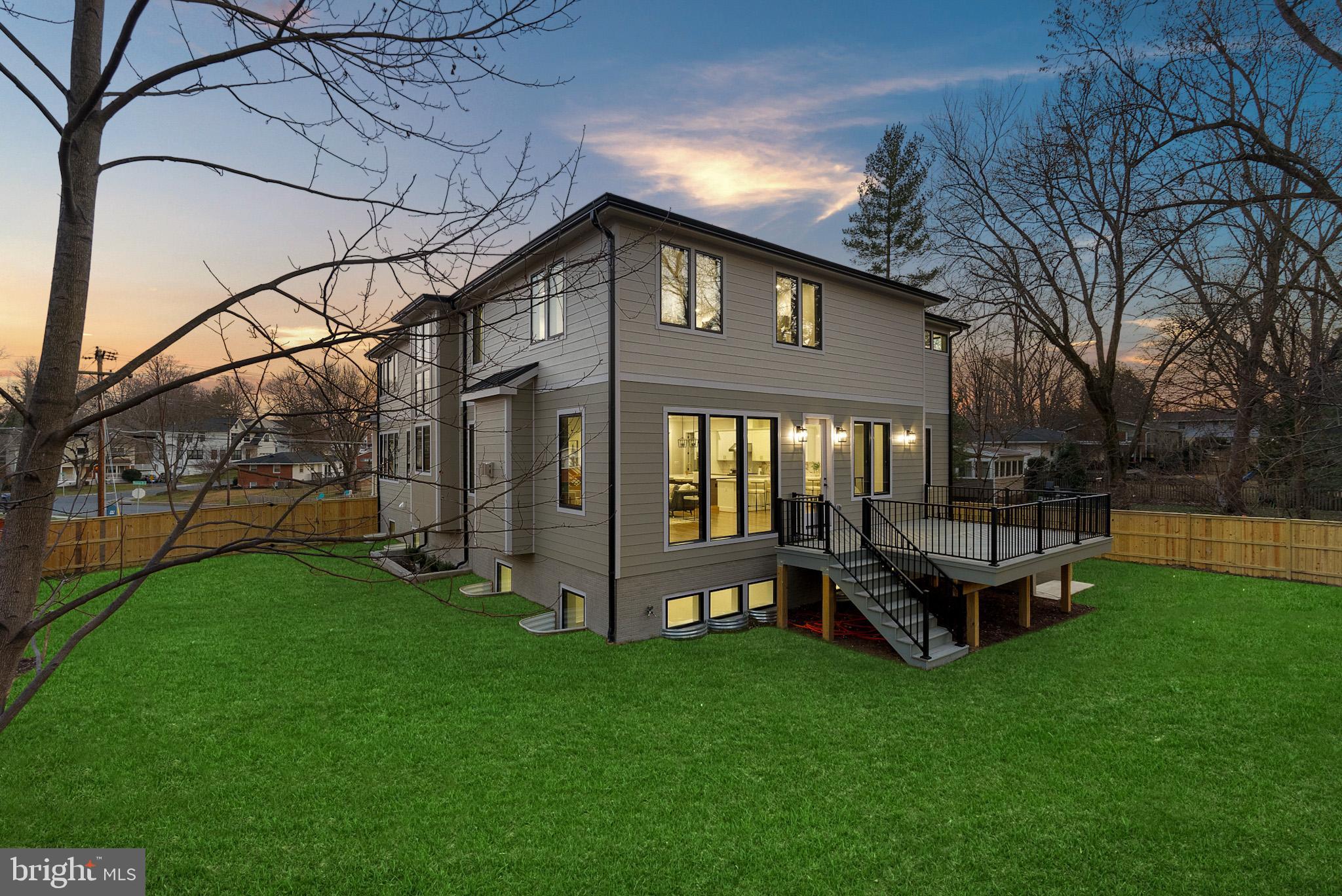 VIENNA WOODS - Residential