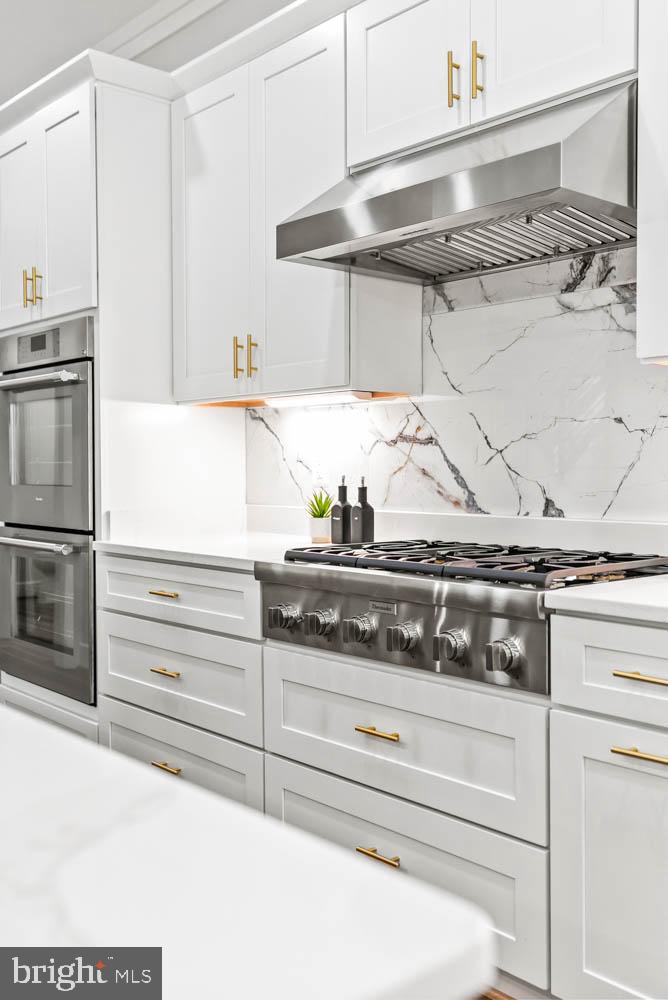 VIENNA WOODS - Residential