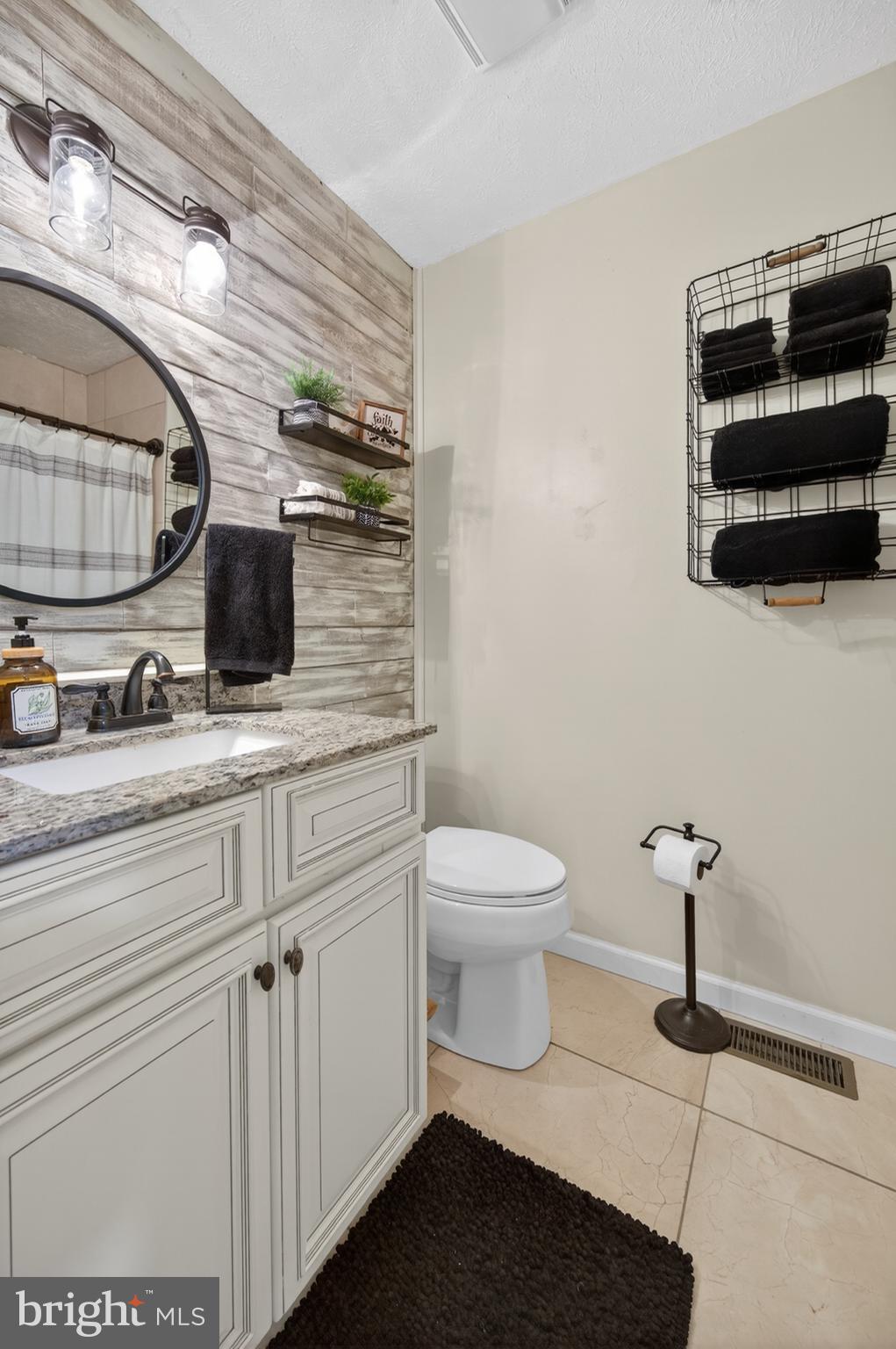 POINT O'WOODS - Residential