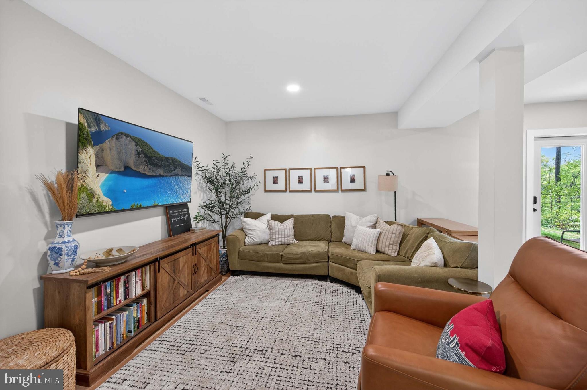 POINT O'WOODS - Residential