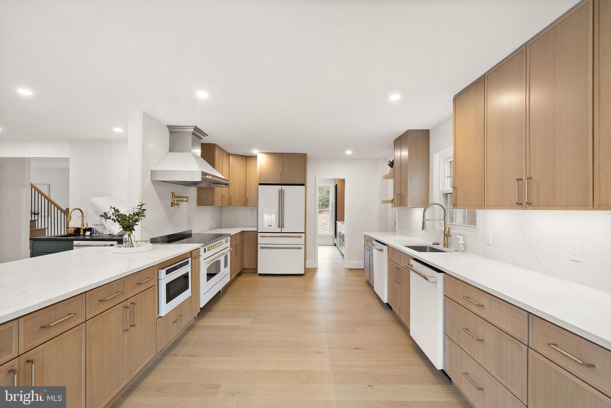 RUNNING BROOK ESTATES - Residential