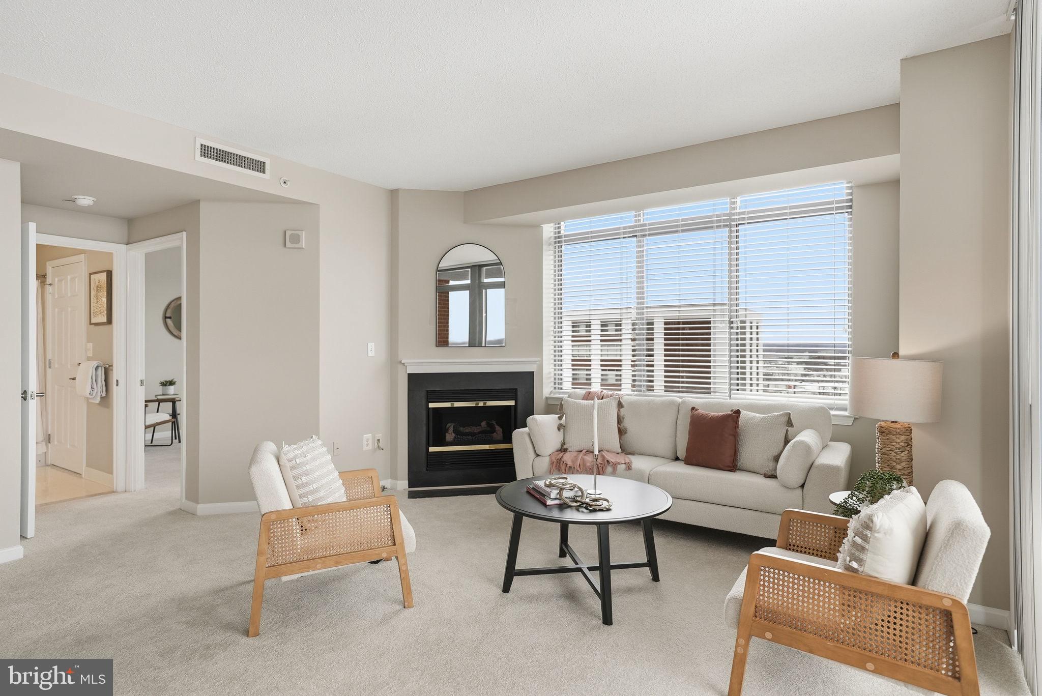 GALLERY AT WHITE FLINT - Residential