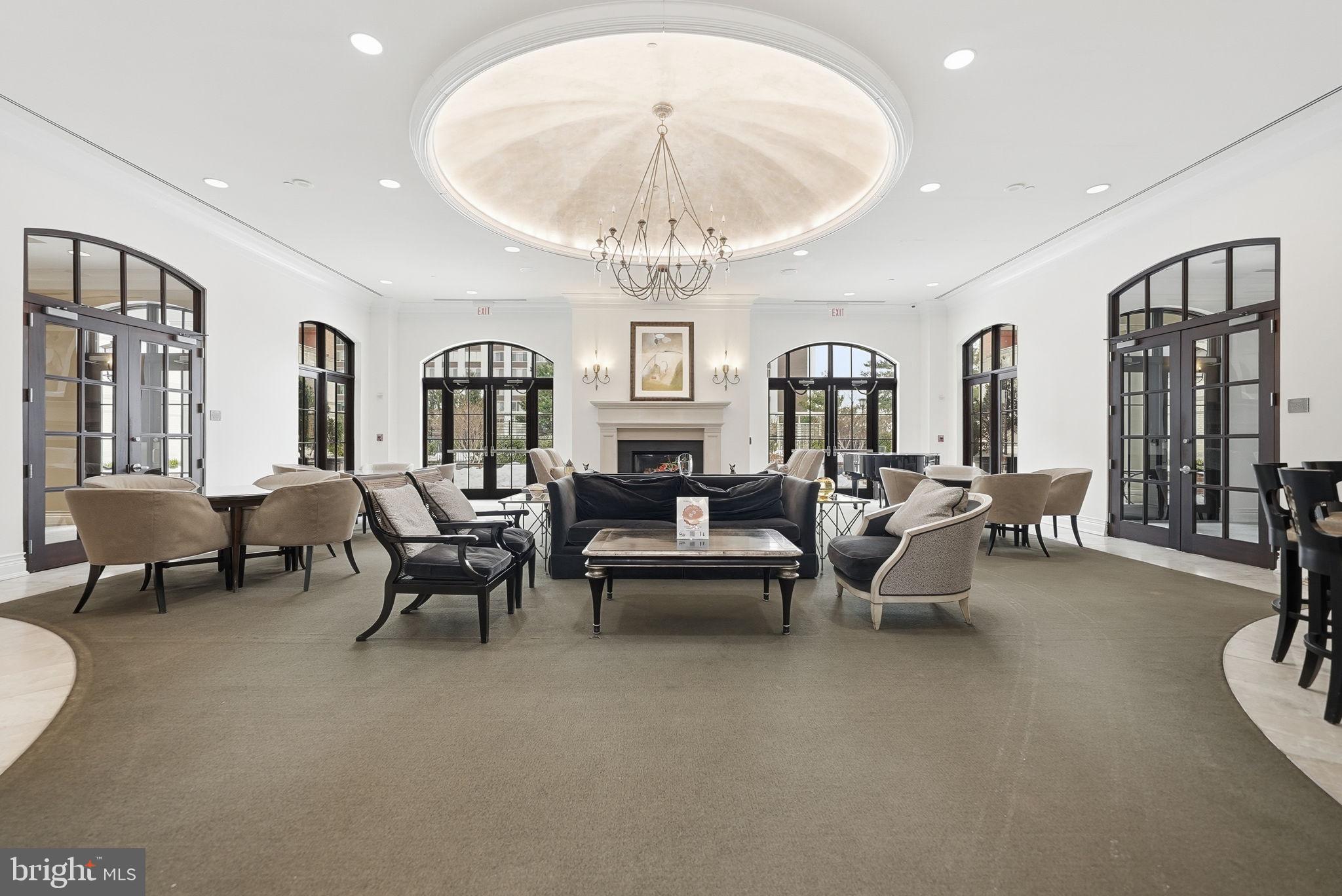 GALLERY AT WHITE FLINT - Residential