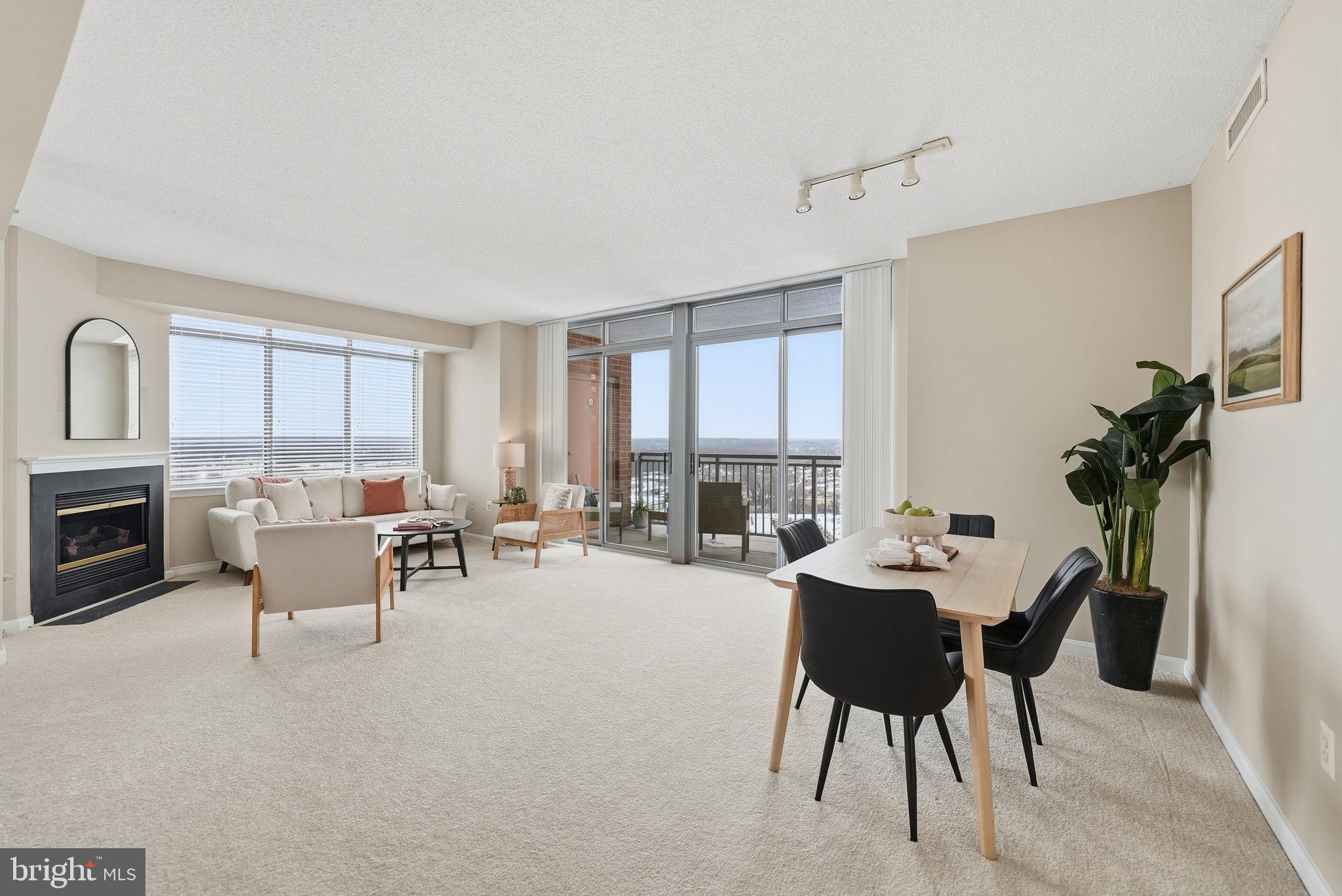 GALLERY AT WHITE FLINT - Residential