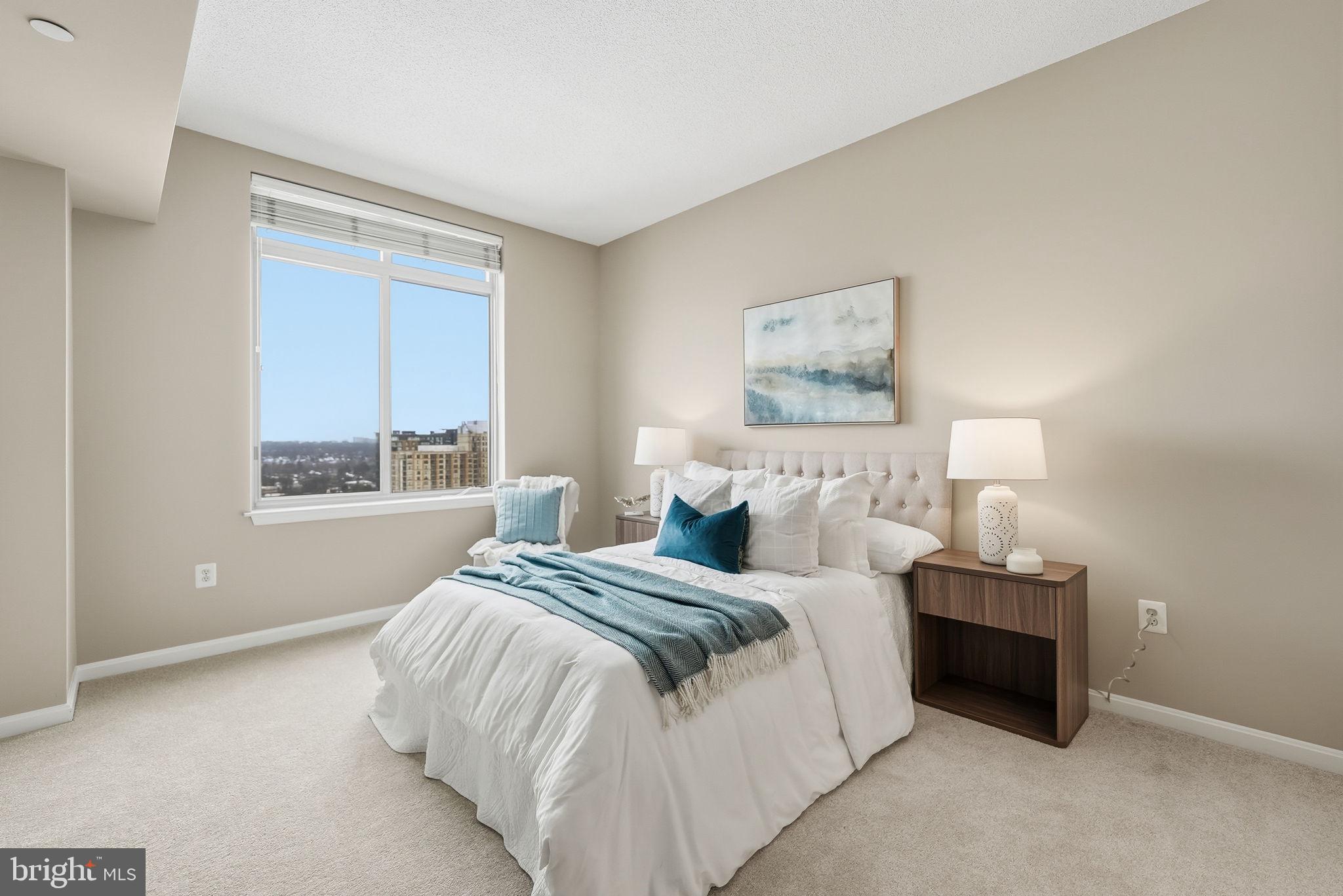 GALLERY AT WHITE FLINT - Residential