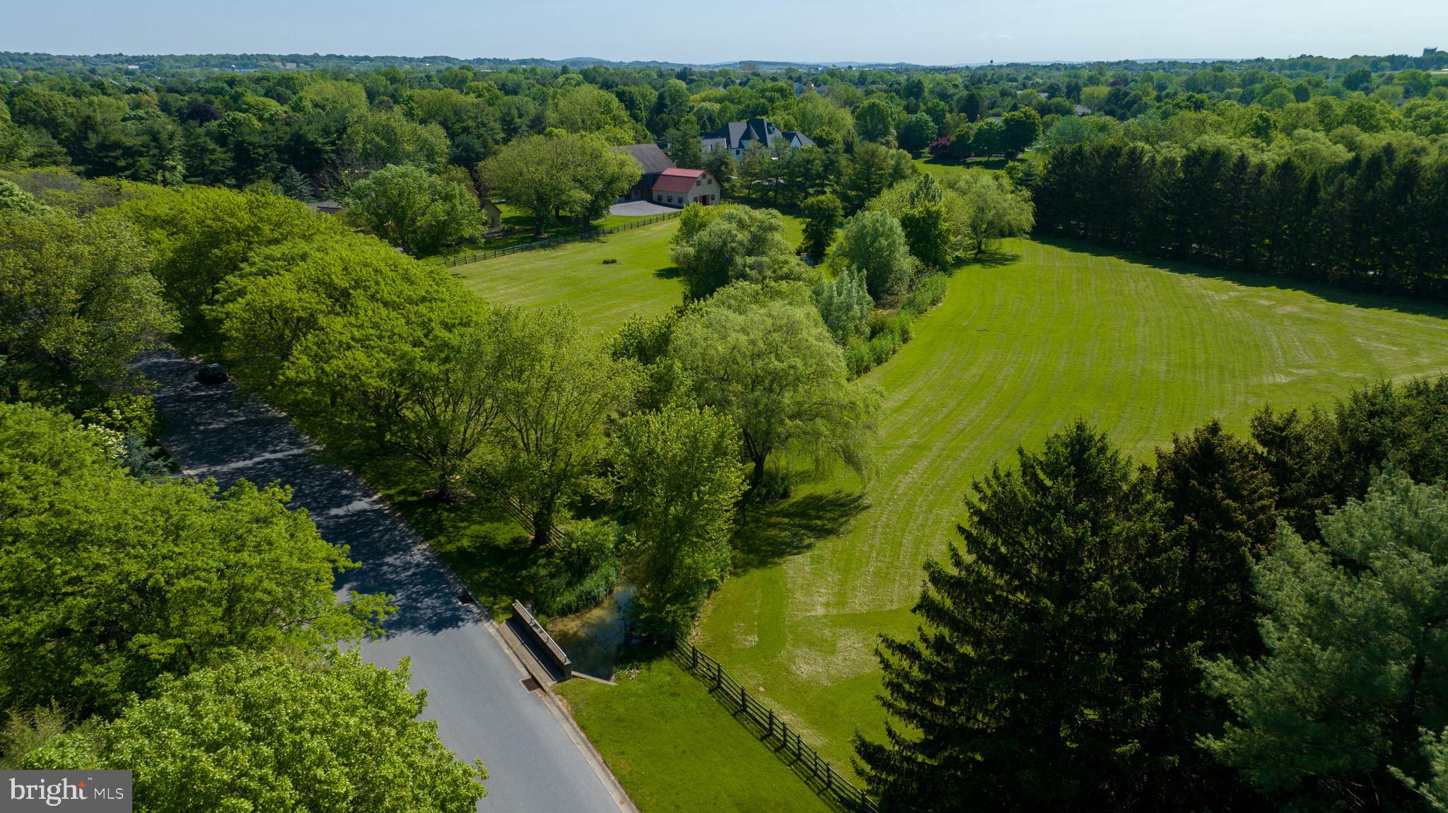 STONEHENGE - Residential