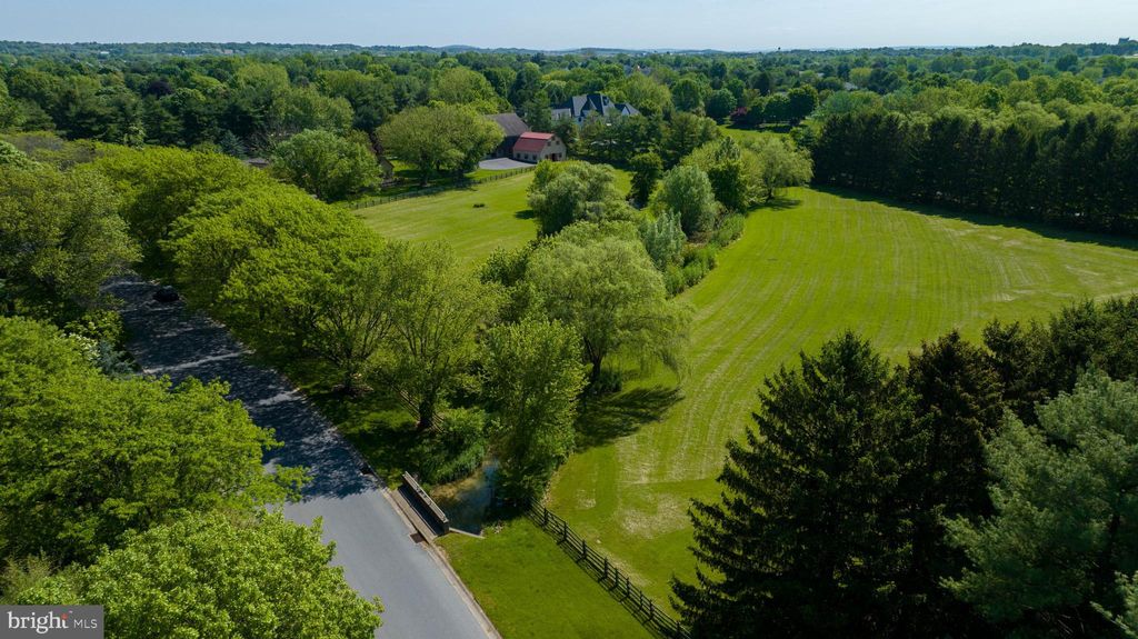 Photo of 550 &amp; 560 STONEHENGE DR, LITITZ, PA 17543 (MLS # PALA2035706)