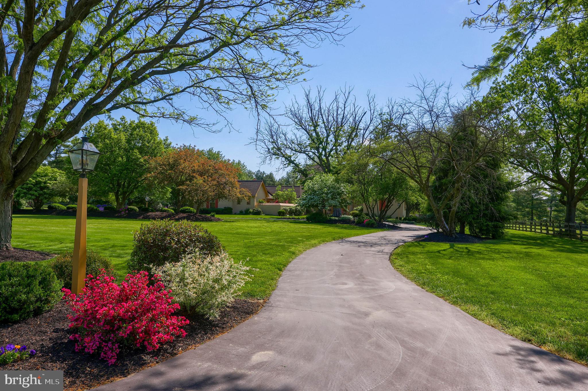 STONEHENGE - Residential