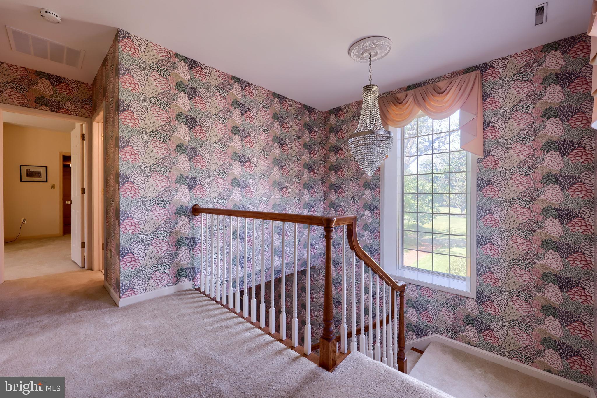 STONEHENGE - Residential