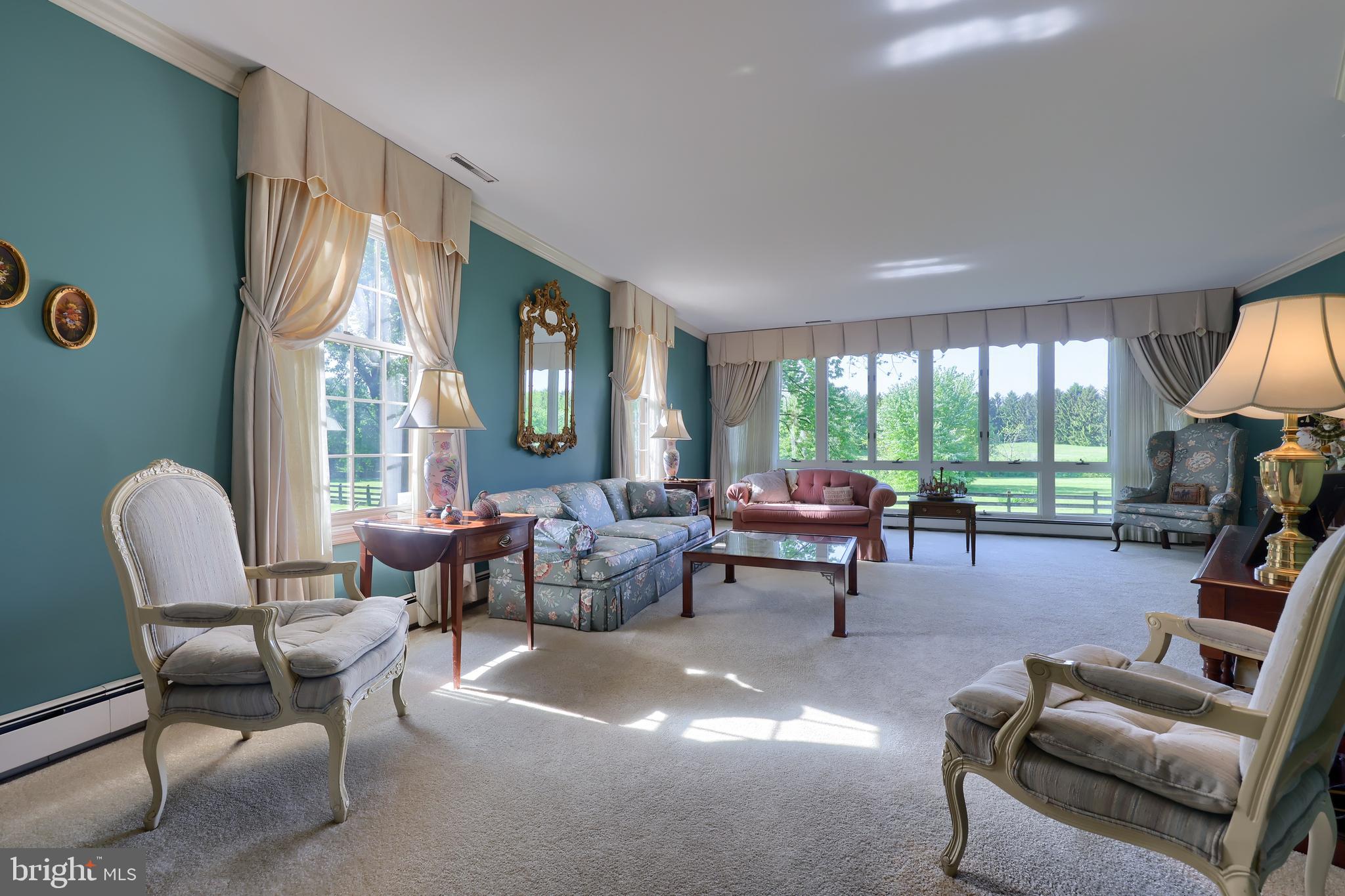 STONEHENGE - Residential