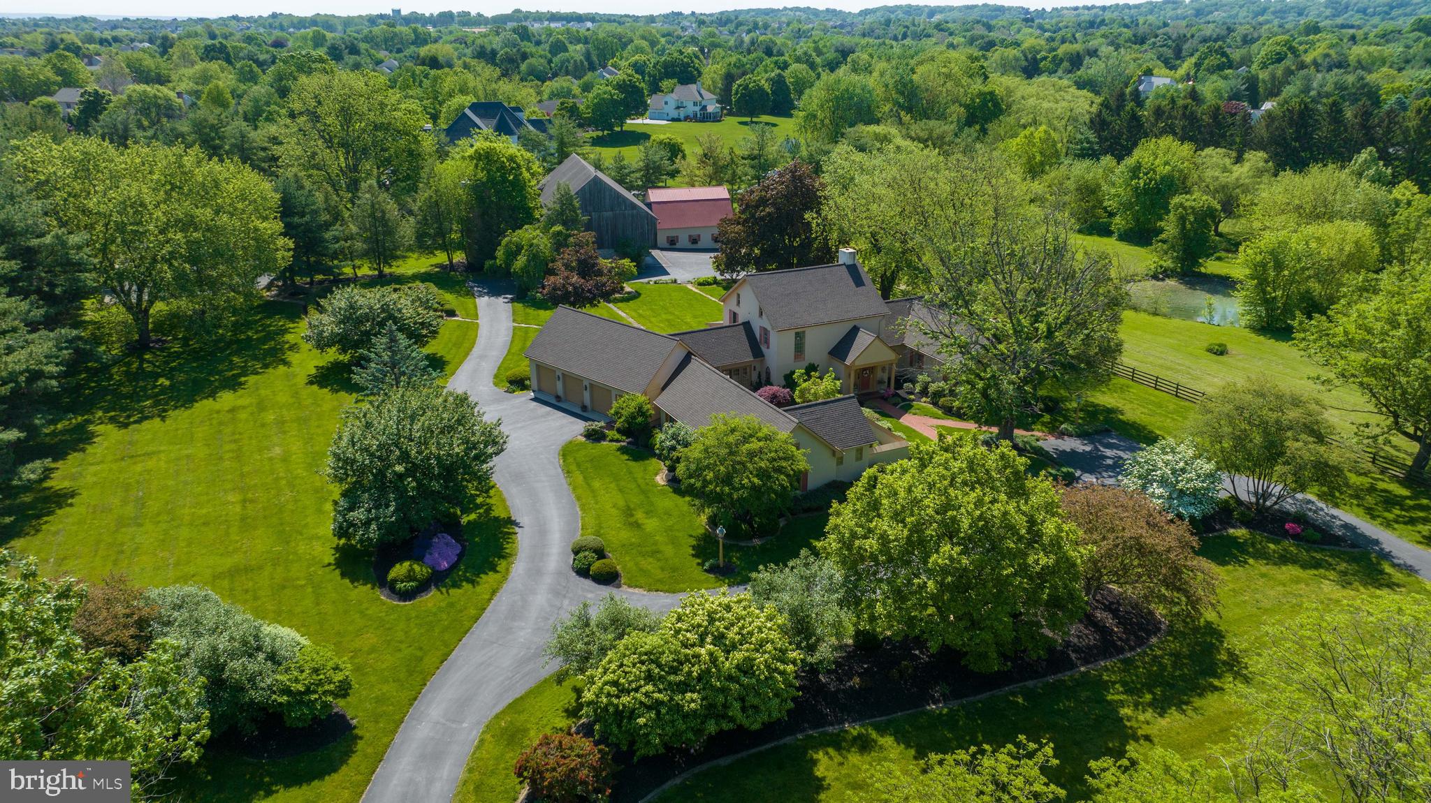 STONEHENGE - Residential