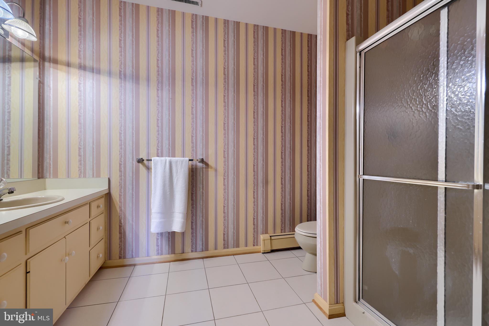 STONEHENGE - Residential