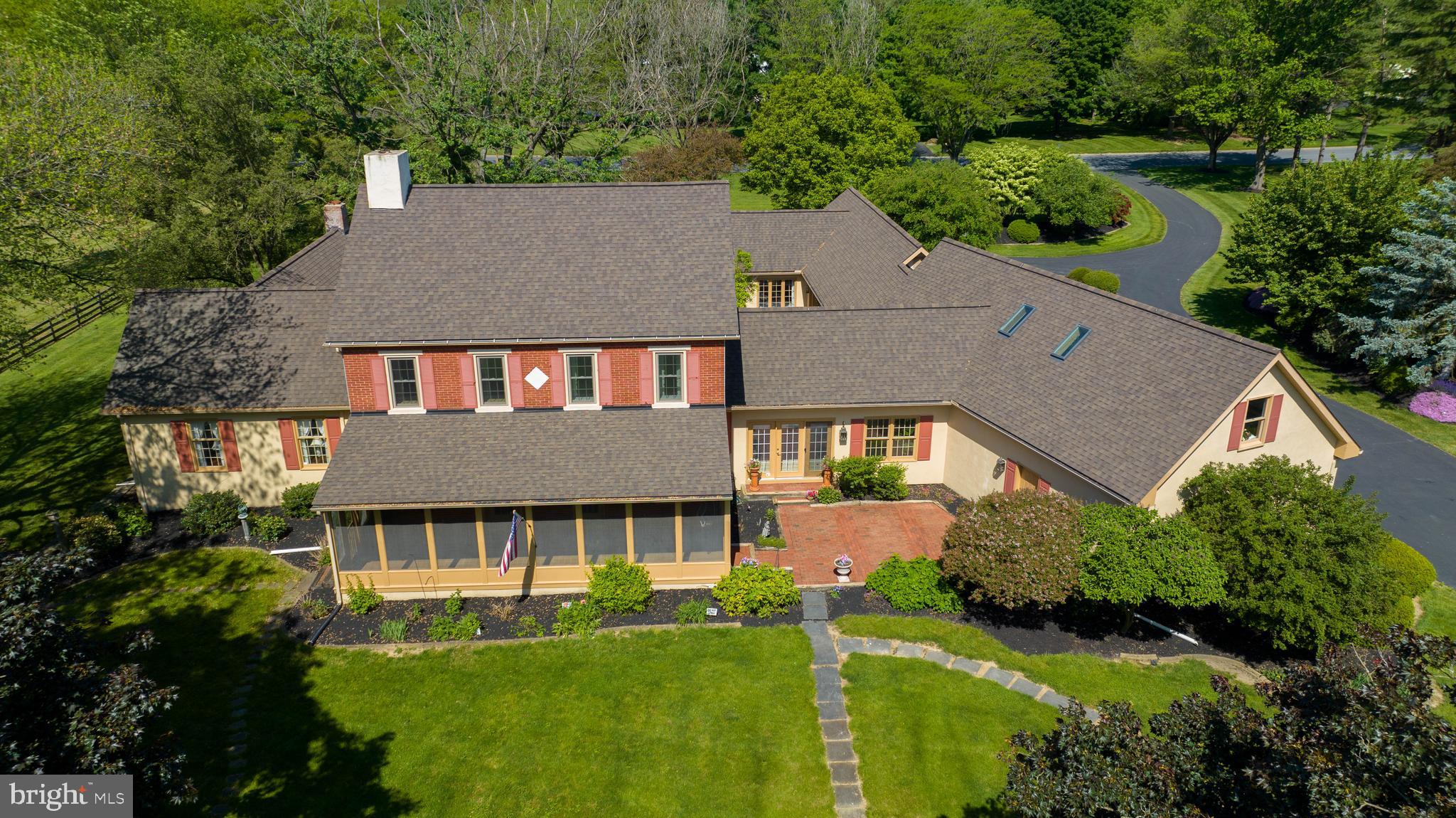 STONEHENGE - Residential