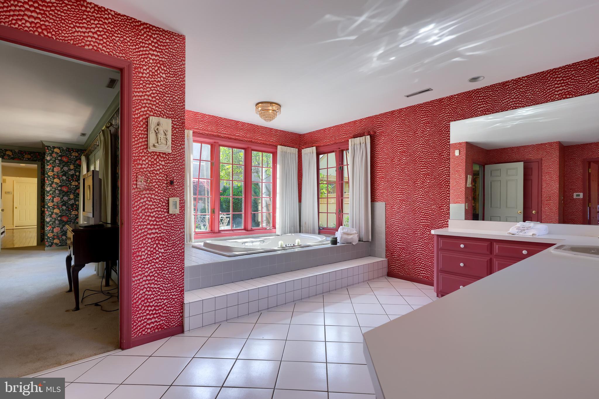 STONEHENGE - Residential