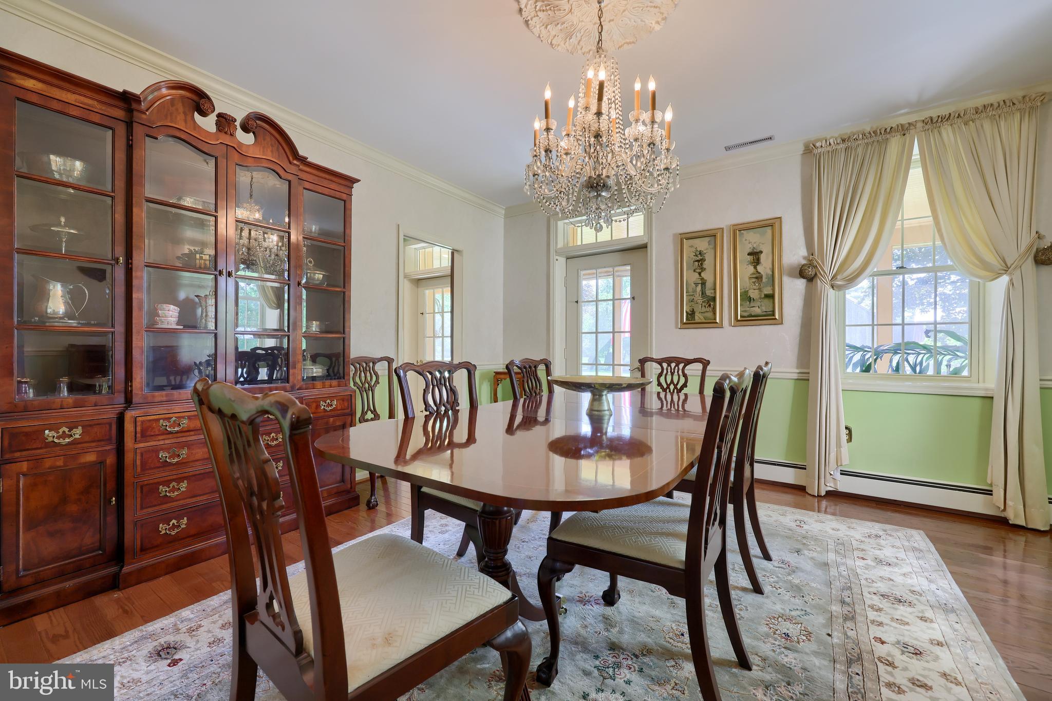 STONEHENGE - Residential