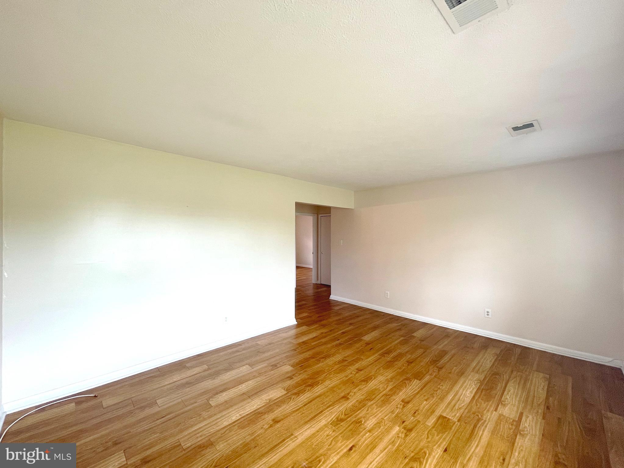 SERENITY FARM - Residential Lease