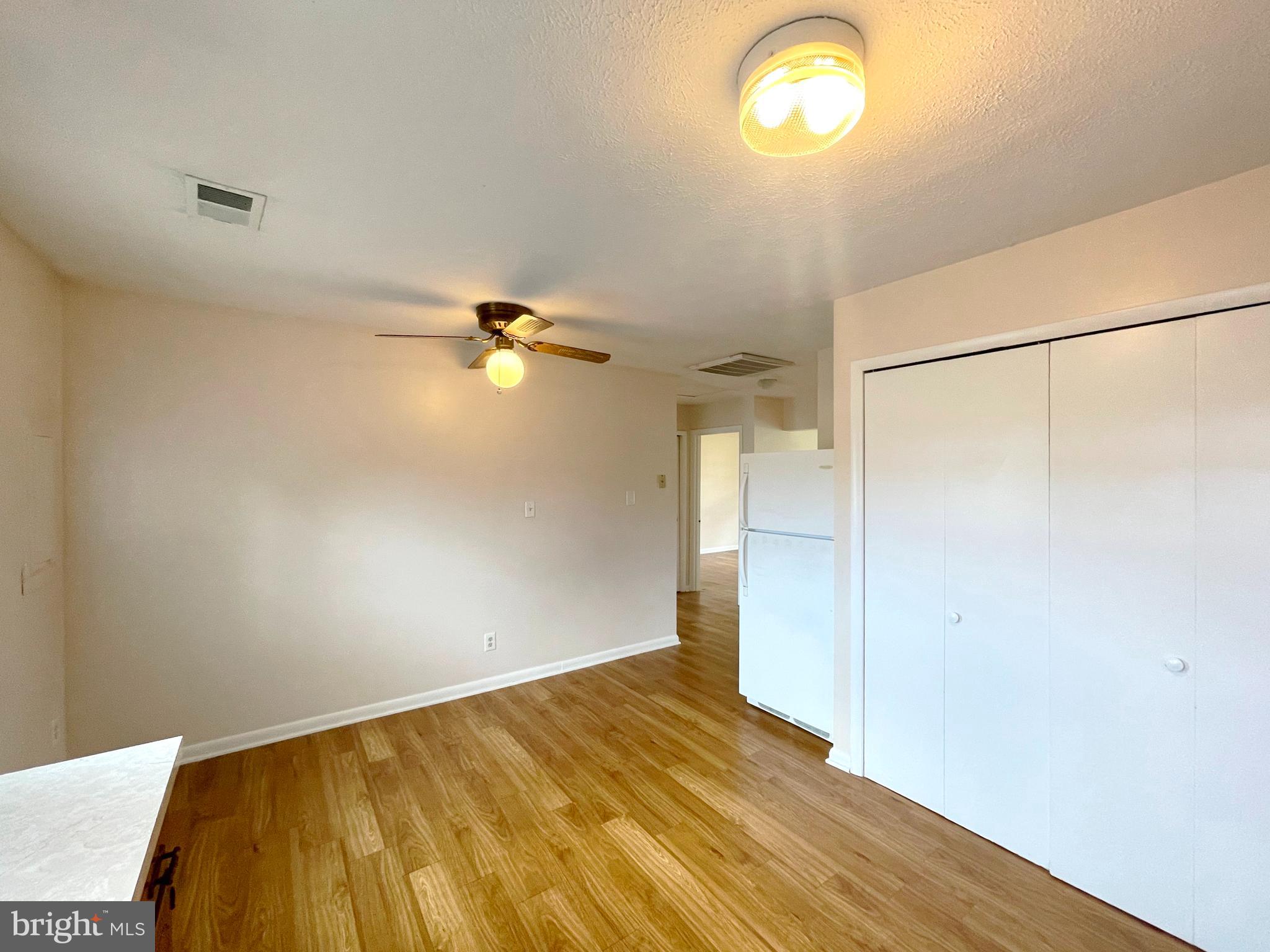 SERENITY FARM - Residential Lease