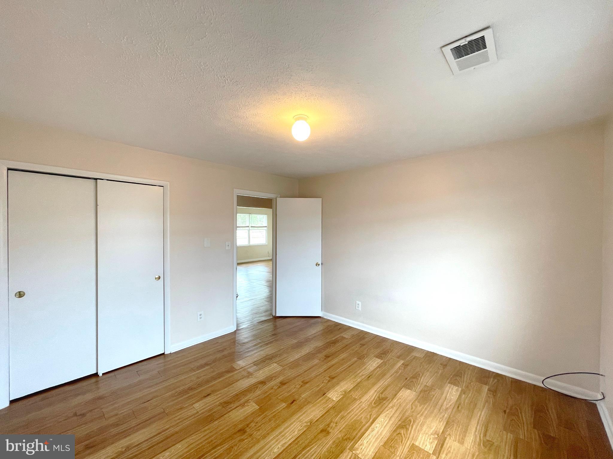 SERENITY FARM - Residential Lease