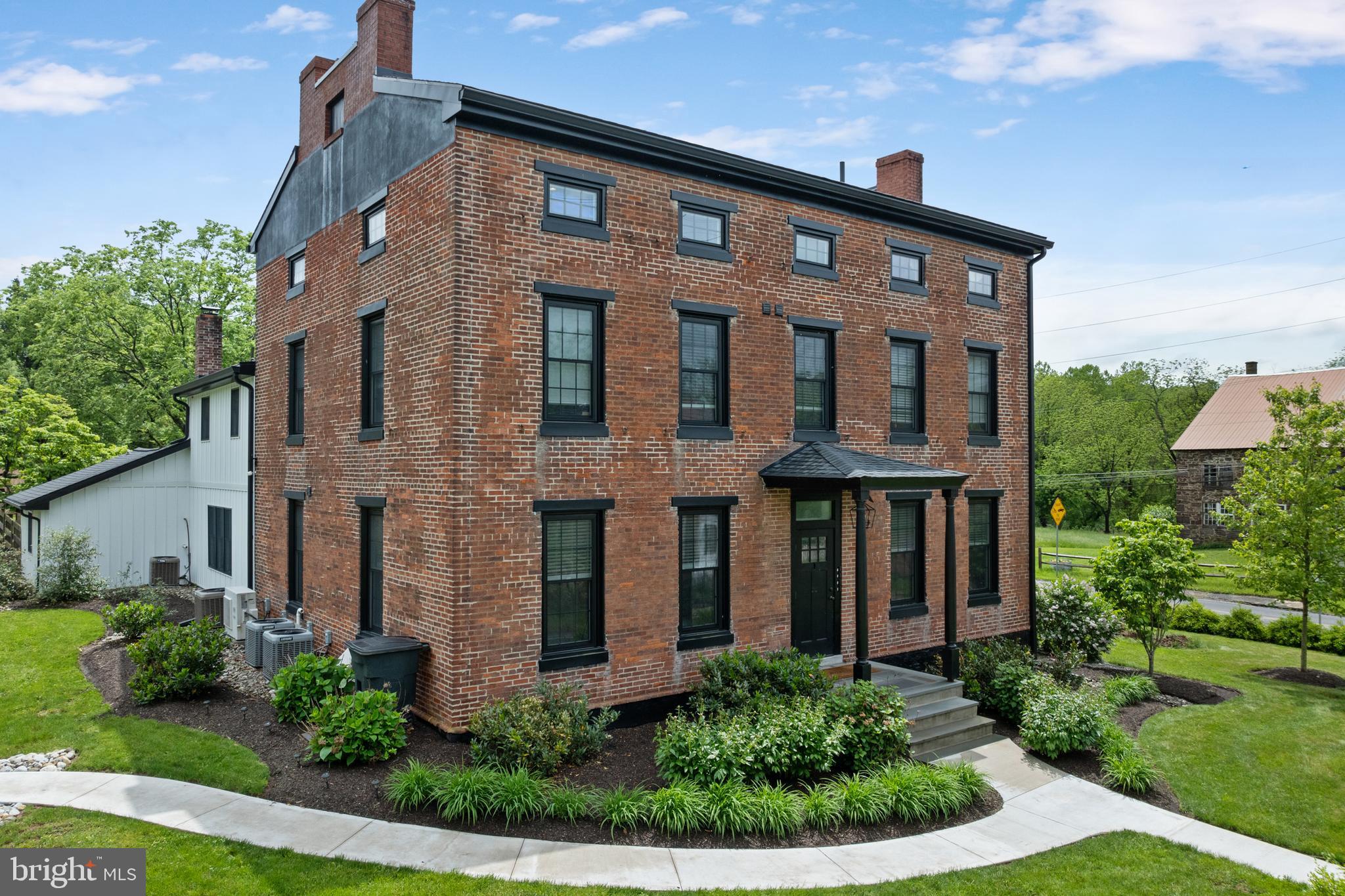 2406 UPPER RIDGE ROAD 1