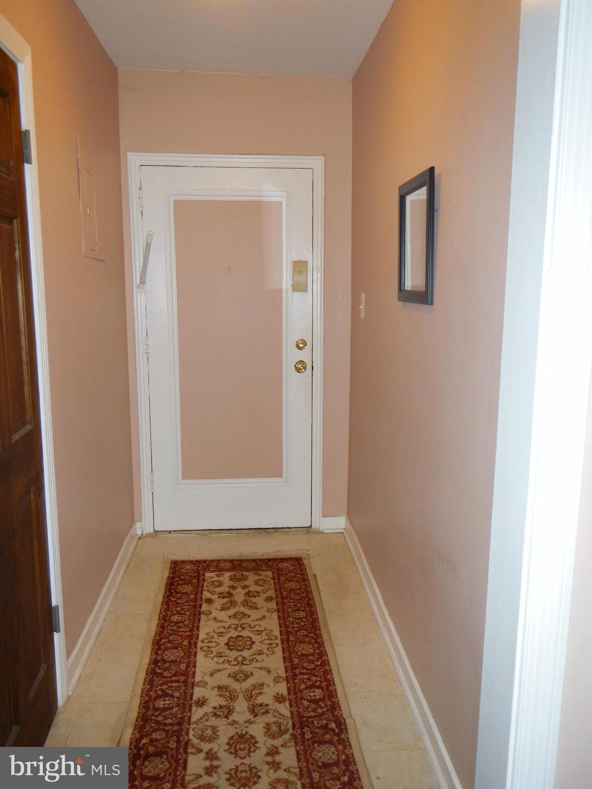 901 FREDERICK STREET 1