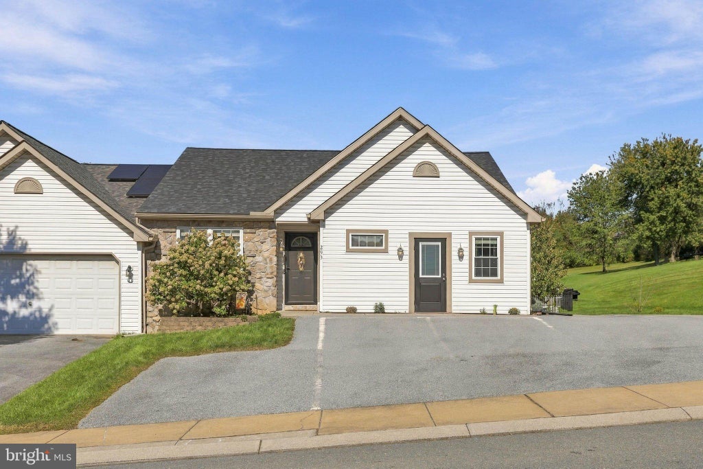 Photo of 293 Beech Street, DENVER, PA 17517 (MLS # PALA2097550)
