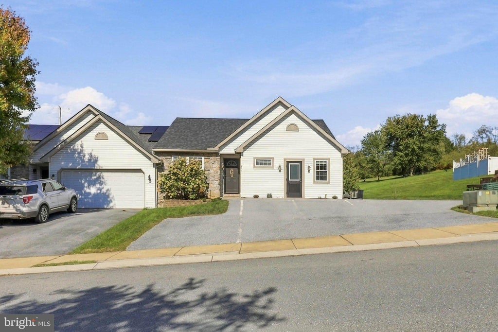 Photo of 293 Beech Street, DENVER, PA 17517 (MLS # PALA2097550)