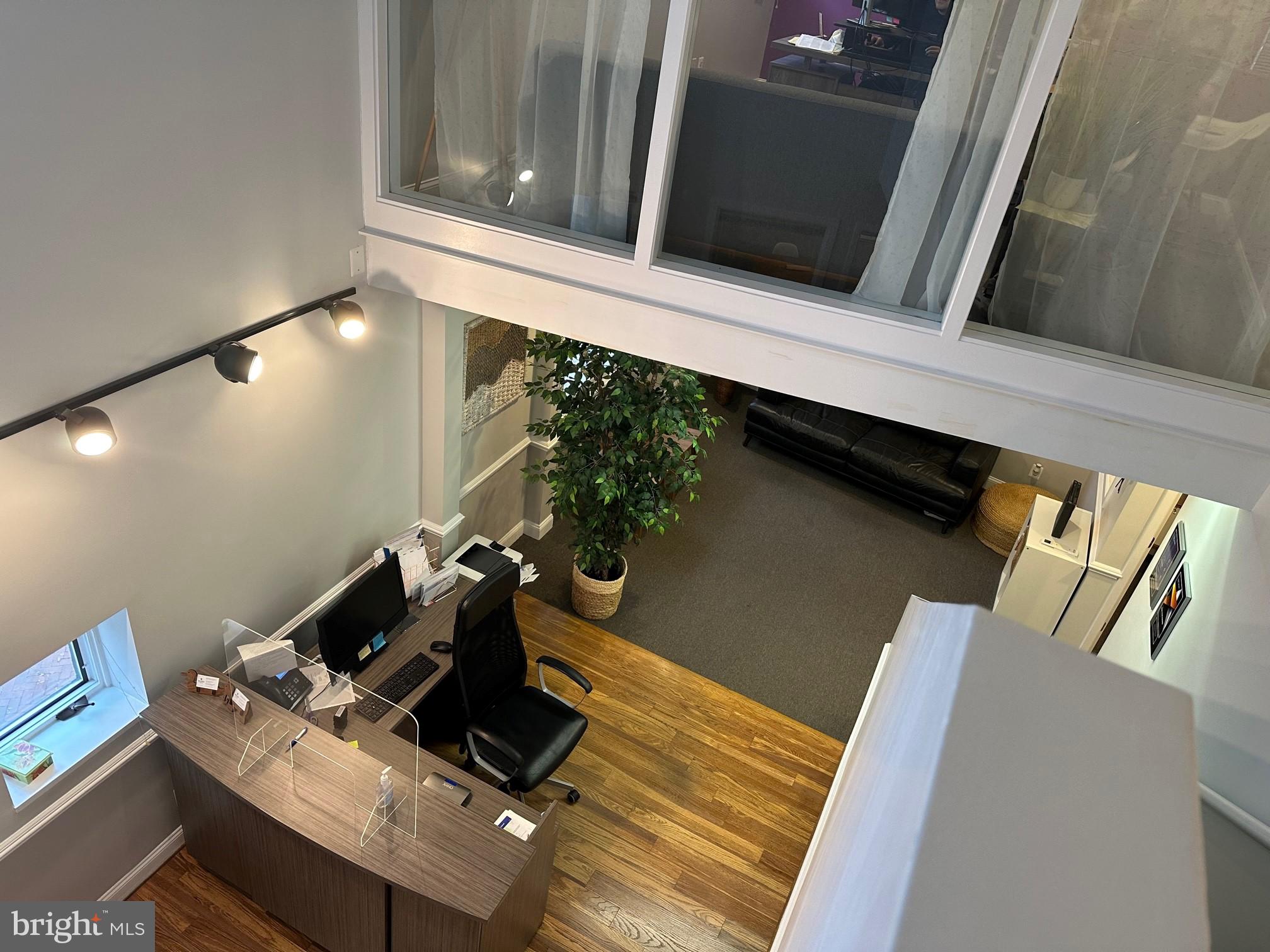 7050 CARROLL AVENUE 202