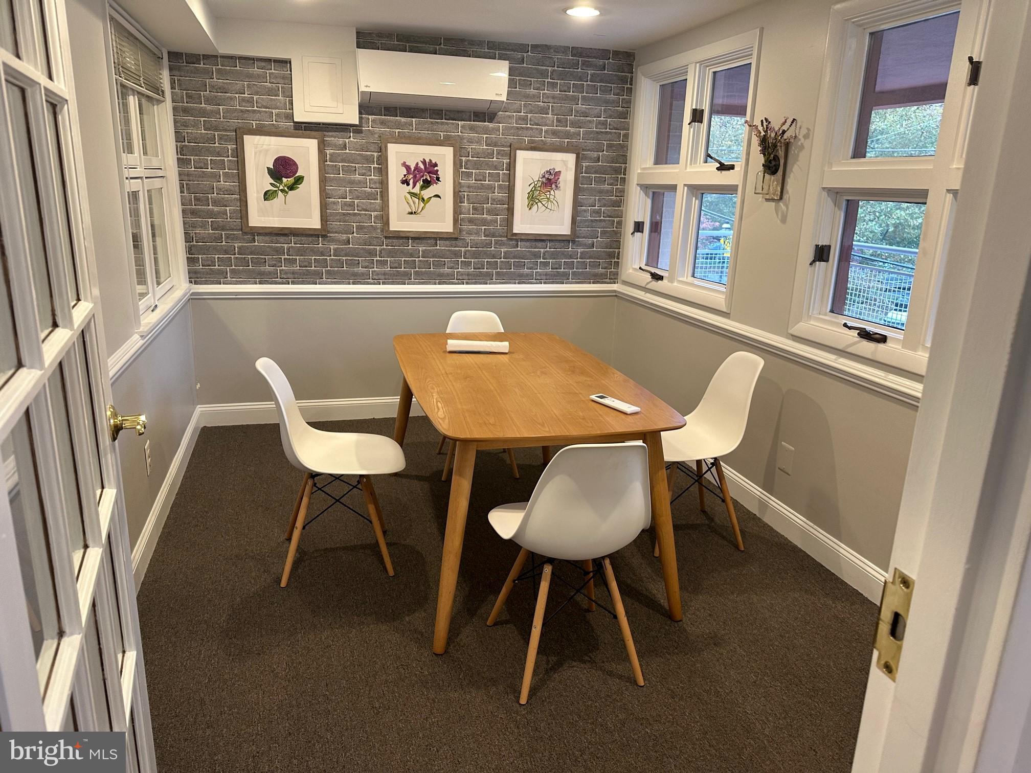 7050 CARROLL AVENUE 202