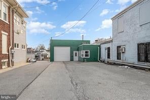 1880 W MARKET STREET