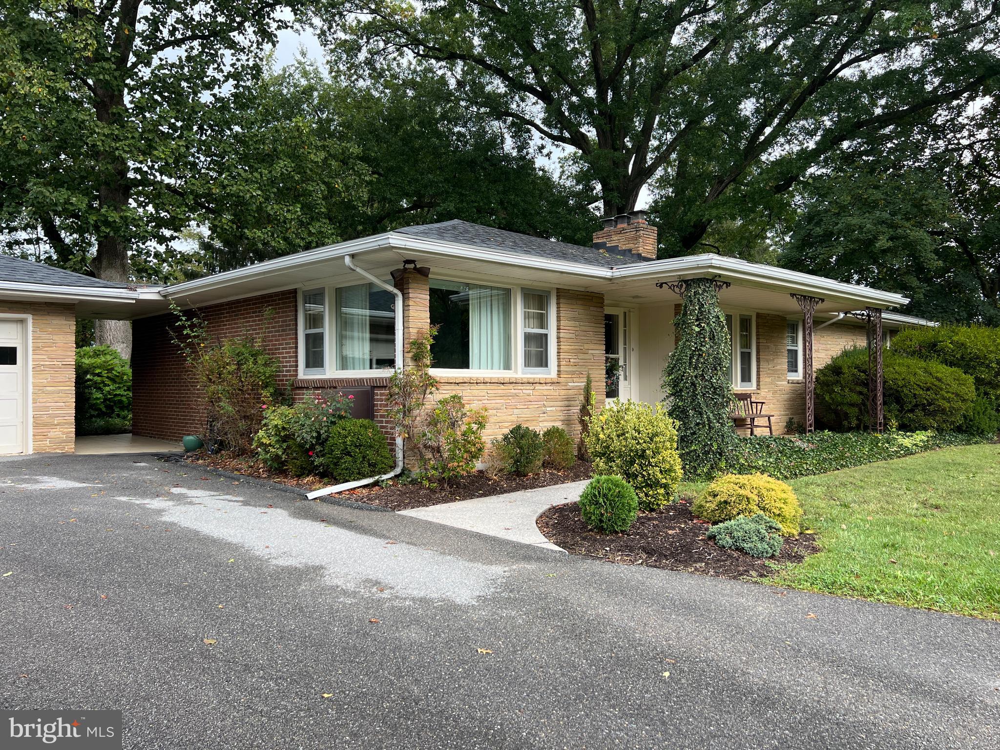 FOUNTAIN HEAD - Residential