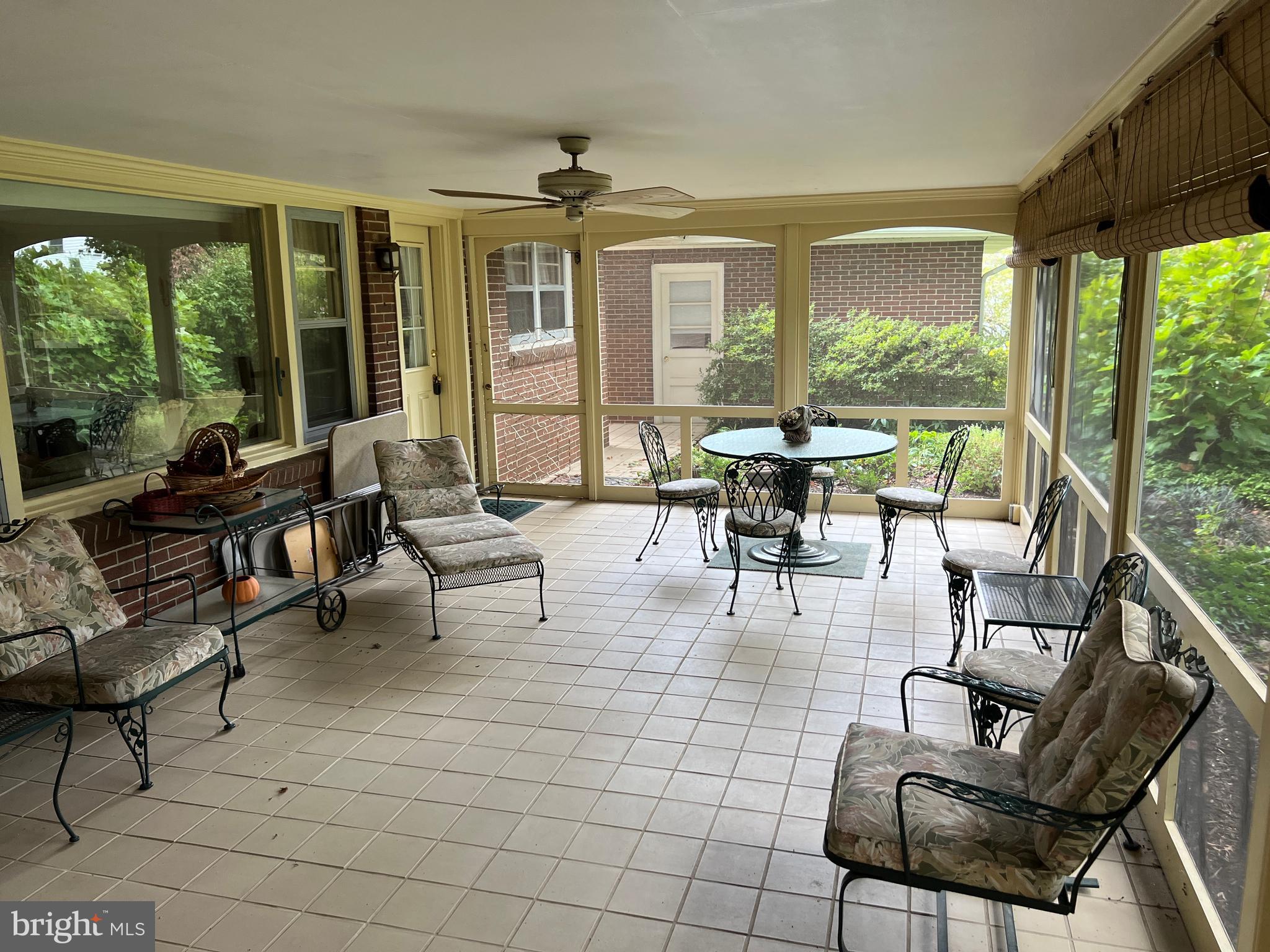 FOUNTAIN HEAD - Residential