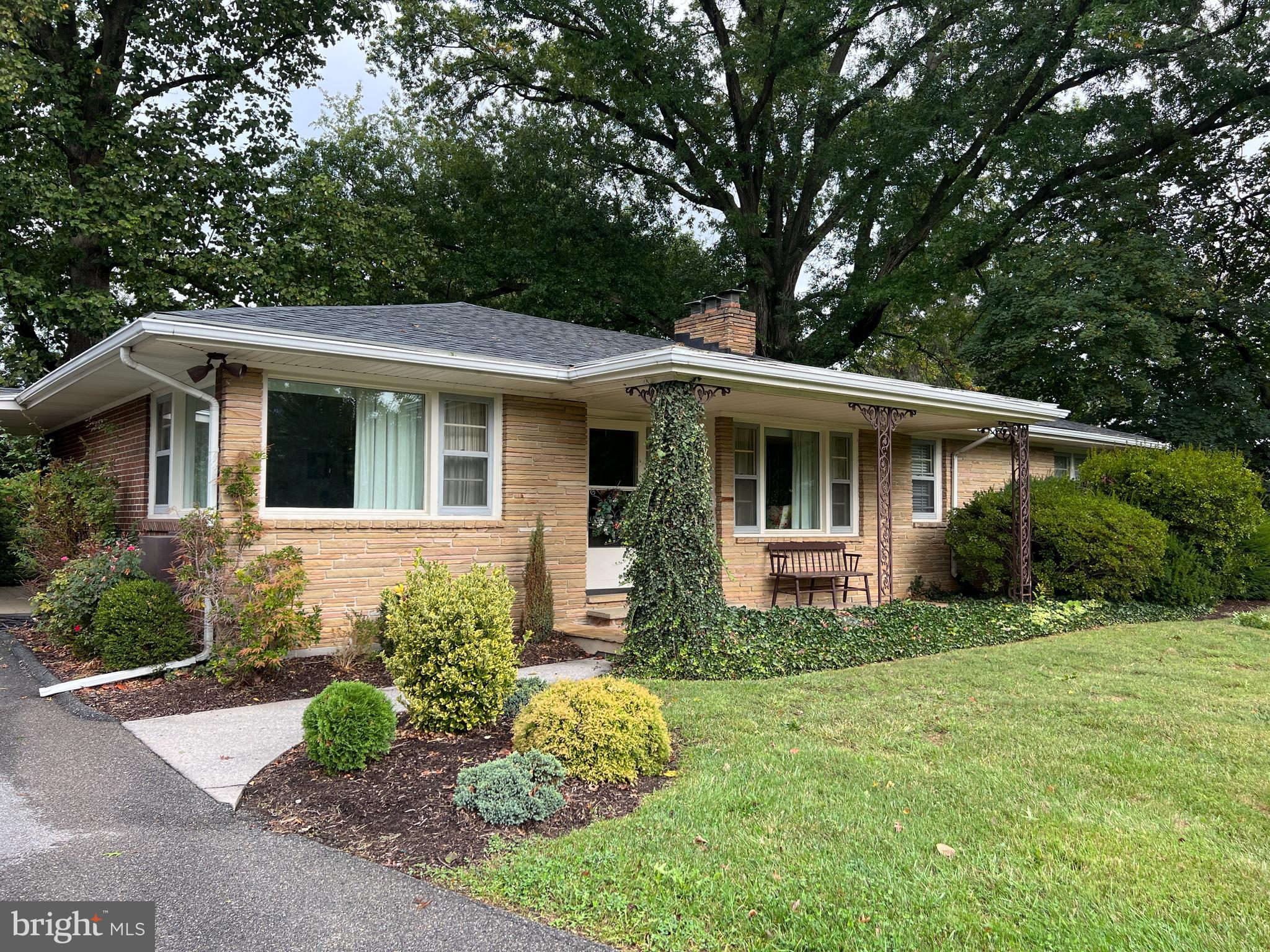 FOUNTAIN HEAD - Residential