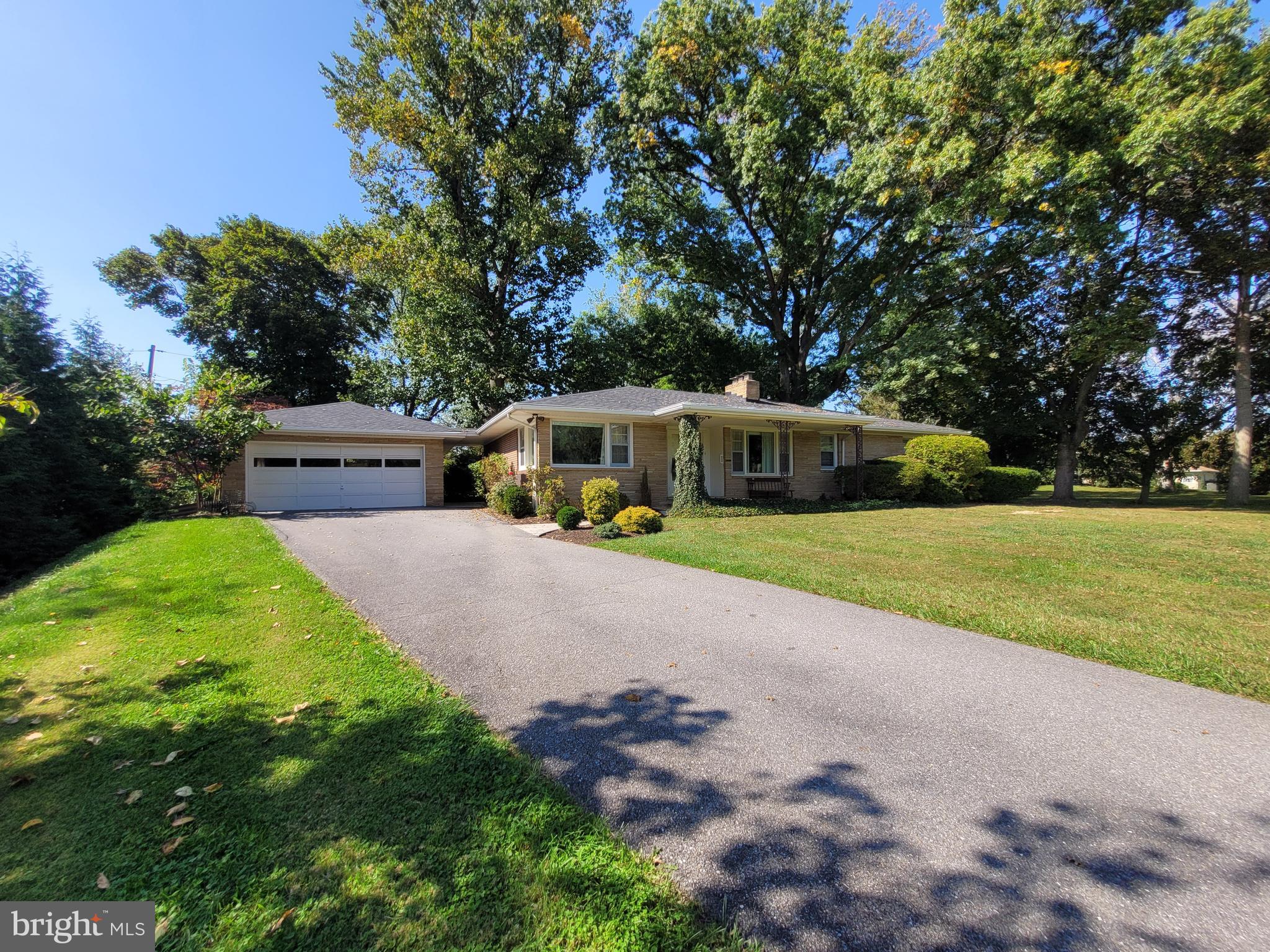 FOUNTAIN HEAD - Residential