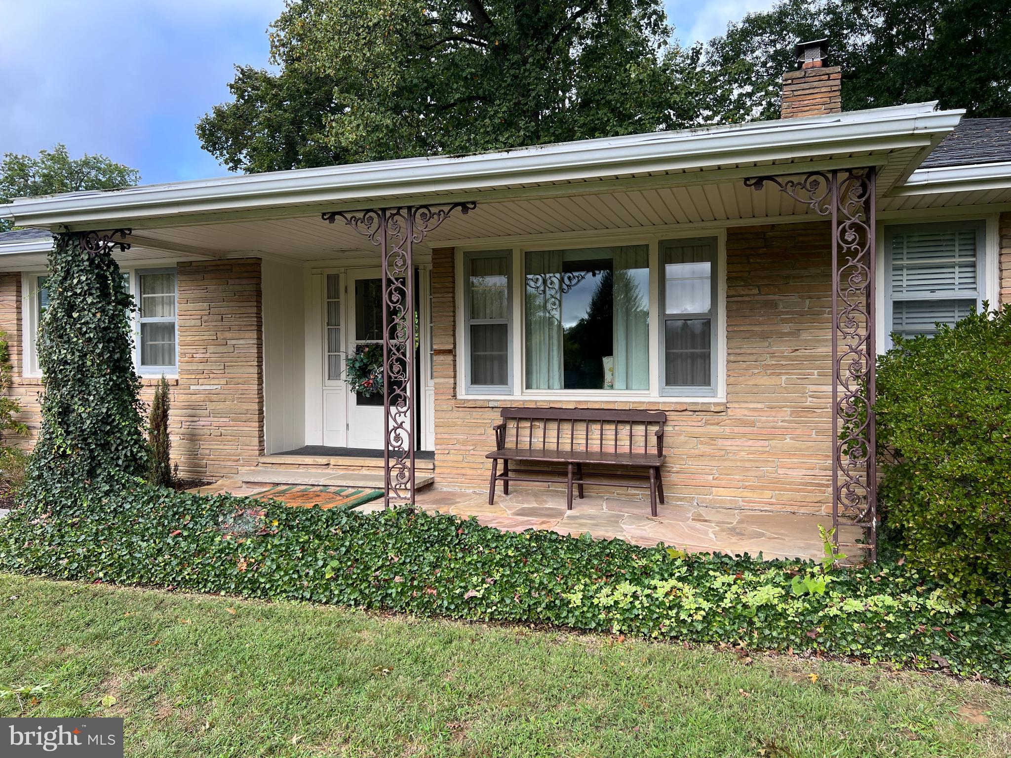 FOUNTAIN HEAD - Residential