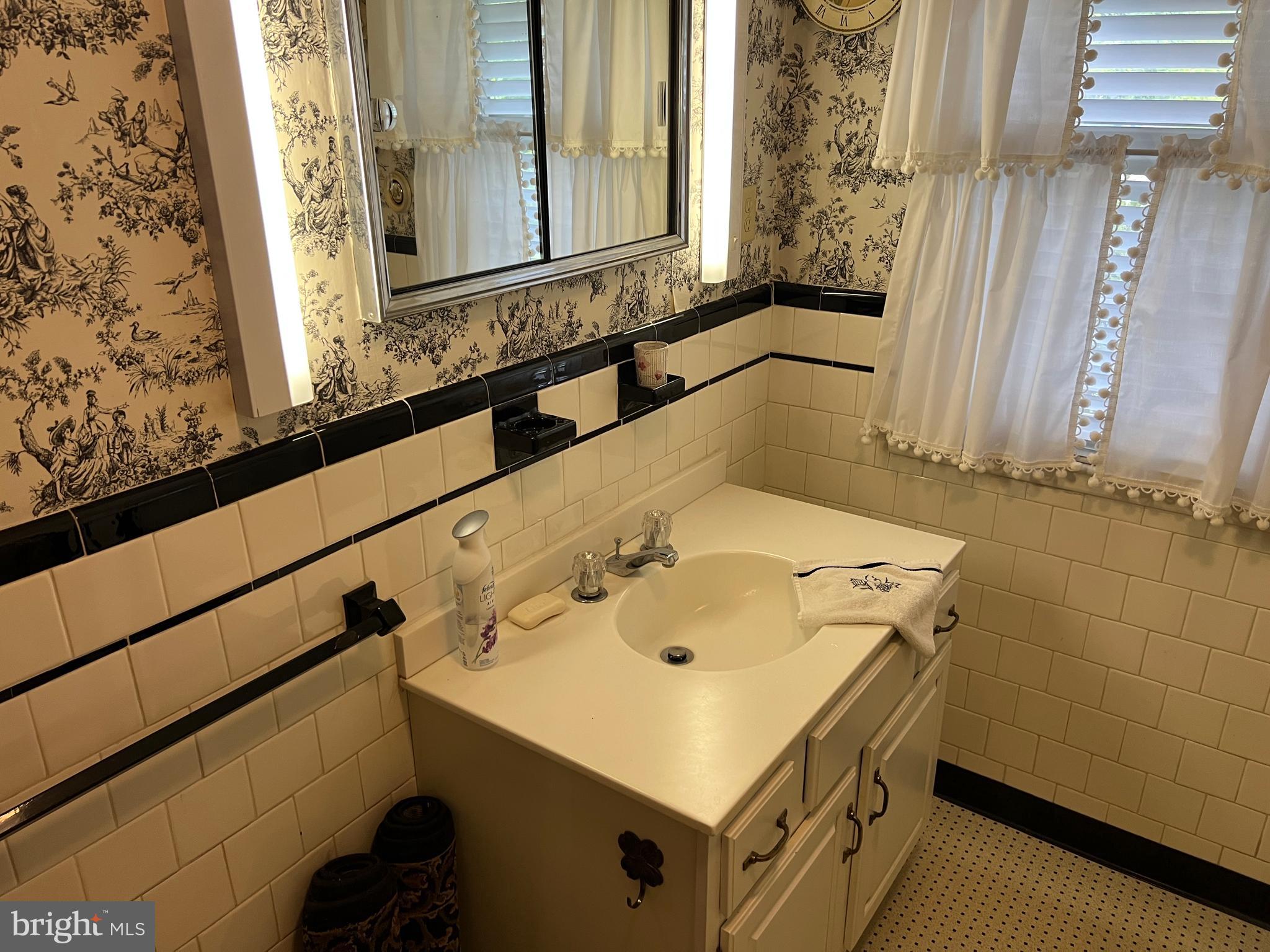 FOUNTAIN HEAD - Residential